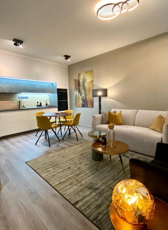 Ferienwohnung M20Apartman Szolnok Exterior foto